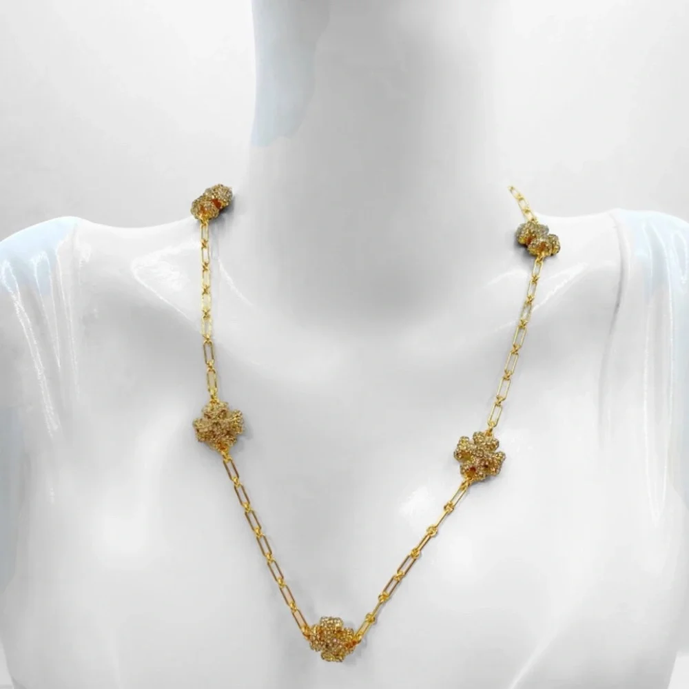 Tory Burch ROXANNE CHAIN PAVÉ DELICATE NECKLACE. - Picture 2 of 4